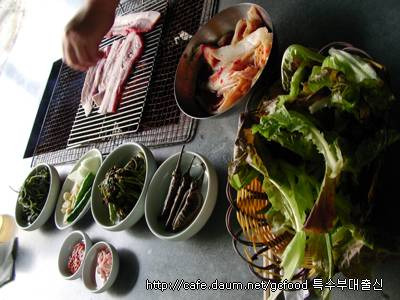 지리산토종흑돼지 이미지